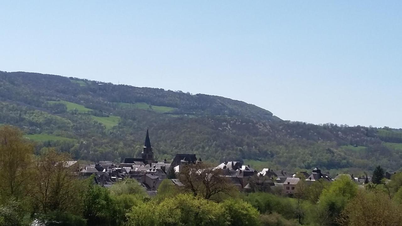 Accueil Du Couvent De Malet Hotel Saint-Côme-dʼOlt Eksteriør billede